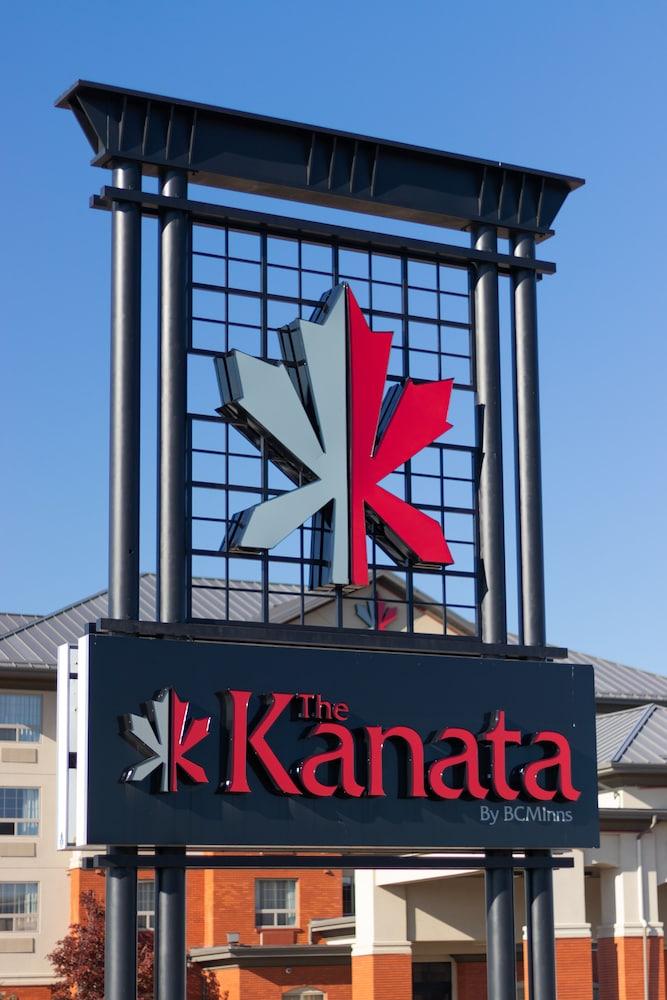 The Kanata Fort Saskatchewan Экстерьер фото